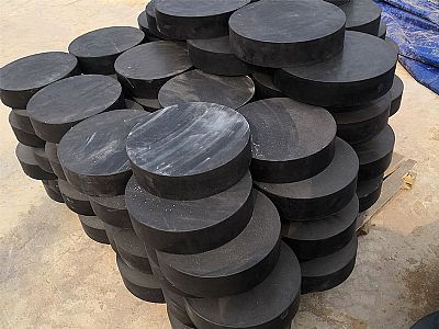 铁力市板式橡胶支座由若干层橡胶片与薄钢板经加压硫化